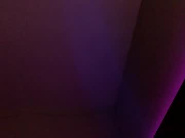 Doubleendeddesire Chaturbate stream image from January 22, 2026