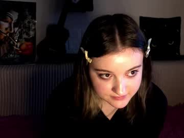 Elarablackk Chaturbate stream image from January 22, 2026