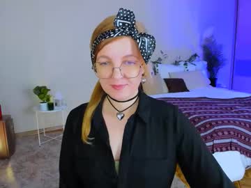 Youruniverser Chaturbate stream image from January 22, 2026
