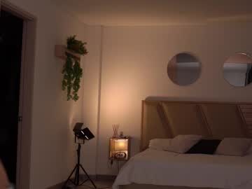Laurita_4 Chaturbate stream image from January 22, 2026