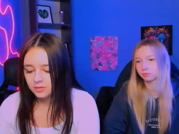 Monalove_ Chaturbate stream image from January 22, 2026