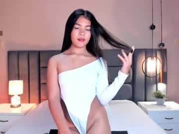 Zaradream Chaturbate stream image from January 22, 2026