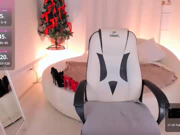 Helenaregal Chaturbate stream image from January 22, 2026