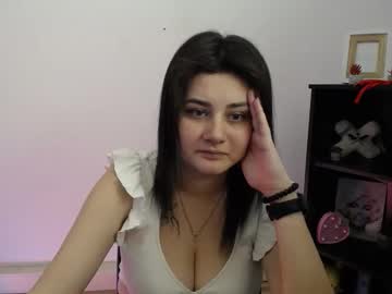 Kissleoxx Chaturbate stream image from January 22, 2026
