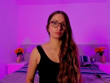 Nina_Kra Chaturbate stream image from January 22, 2026