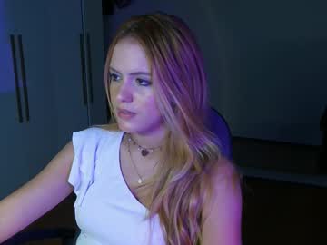 Randeebettner Chaturbate stream image from January 22, 2026
