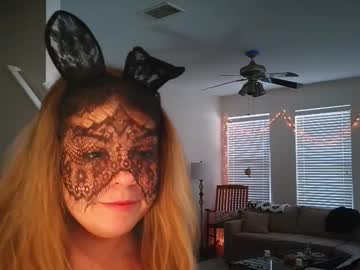 Missemmbeex Chaturbate stream image from January 22, 2026