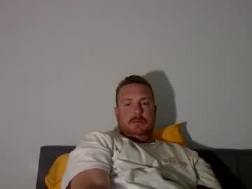 Naughtyplum8er Chaturbate stream image from January 22, 2026