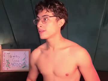Aaron_Eze Chaturbate stream image from January 22, 2026