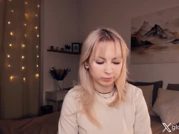 _Golden_Moon_ Chaturbate stream image from January 22, 2026