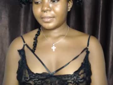 Petitqueen_Xx Chaturbate stream image from January 22, 2026