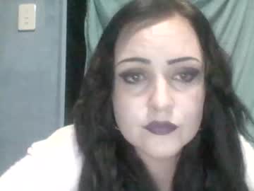 Kittytats21 Chaturbate stream image from January 23, 2026