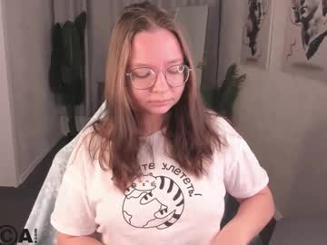 Noora_Moore Chaturbate stream image from January 23, 2026