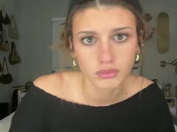 Anngraysonnn Chaturbate stream image from January 23, 2026