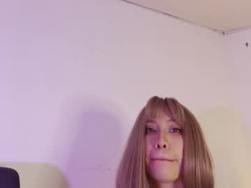 Illayna stream image from January 23, 2026