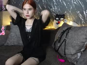 Octaviamayer Chaturbate stream image from January 23, 2026