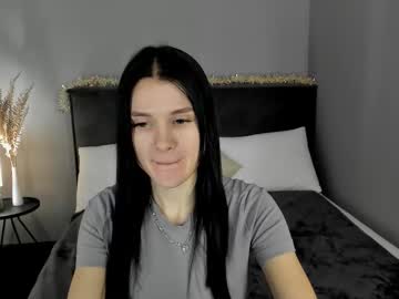 Skinyjoy Chaturbate stream image from January 23, 2026