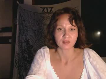 Wanderwhitch Chaturbate stream image from January 23, 2026