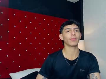 Ianlark Chaturbate stream image from January 23, 2026