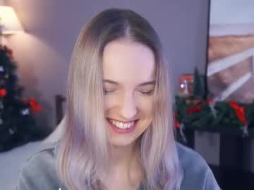 Tashinapetitto Chaturbate stream image from January 23, 2026