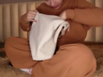 Megan_Moore__ Chaturbate stream image from January 23, 2026