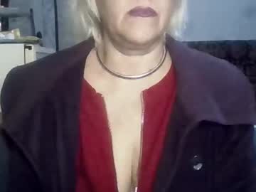 Larisaq4ugo24 Chaturbate stream image from January 23, 2026