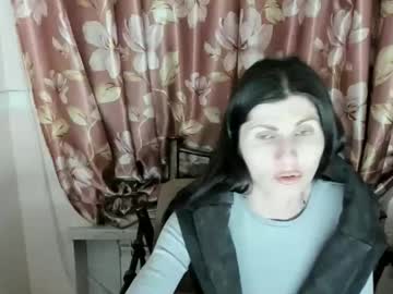 Isabeldolll Chaturbate stream image from January 23, 2026