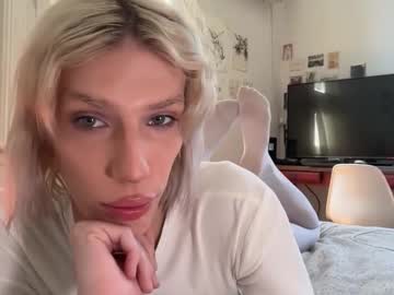 Sn0wcat Chaturbate stream image from January 23, 2026
