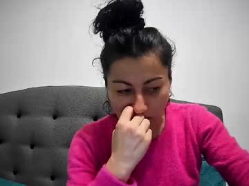 Mikyloveu Chaturbate stream image from January 23, 2026