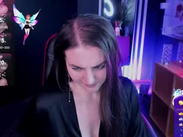 Scarletmurrr Chaturbate stream image from January 23, 2026
