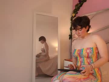 Carmillaa Chaturbate stream image from January 23, 2026
