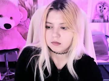 Diaangell Chaturbate stream image from January 23, 2026
