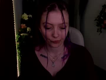 Kiki_Shay Chaturbate stream image from January 23, 2026