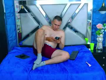 Temptationduall Chaturbate stream image from January 23, 2026