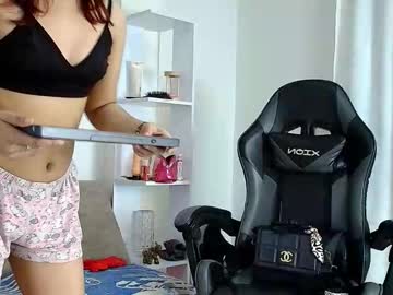 Angell_Charlotte Chaturbate stream image from January 23, 2026