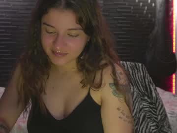 Miadimota Chaturbate stream image from January 24, 2026