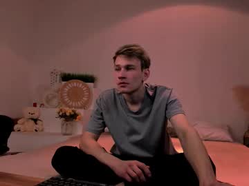 Volan_Starts Chaturbate stream image from January 24, 2026