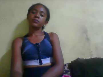 Sthela915849 Chaturbate stream image from January 24, 2026