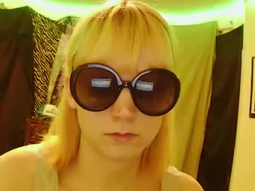 Andrea_Davenport Chaturbate stream image from January 24, 2026