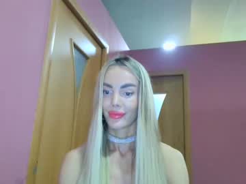 Niaravon Chaturbate stream image from January 24, 2026