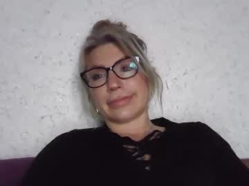 Fox_Red_Lady7 Chaturbate stream image from January 24, 2026