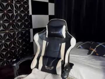 Philhotbody Chaturbate stream image from January 24, 2026