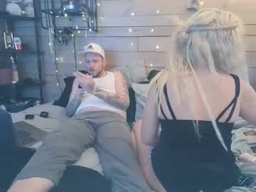 Entendres43vr Chaturbate stream image from January 24, 2026