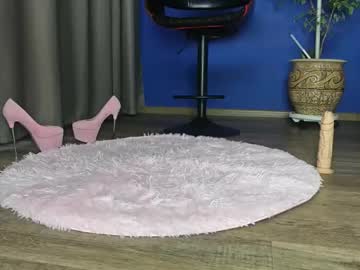 Jennifer_Chris69 Chaturbate stream image from January 24, 2026