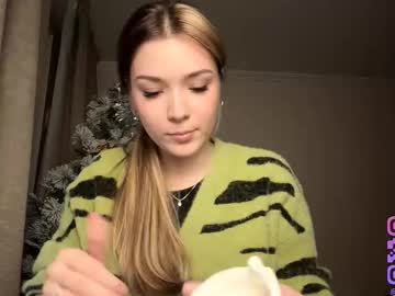 Jenisegluckman Chaturbate stream image from January 24, 2026