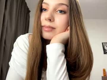 Phungingargiola Chaturbate stream image from January 24, 2026