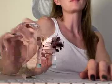 Korinell Chaturbate stream image from January 24, 2026