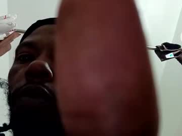 Toyingislong Chaturbate stream image from January 24, 2026