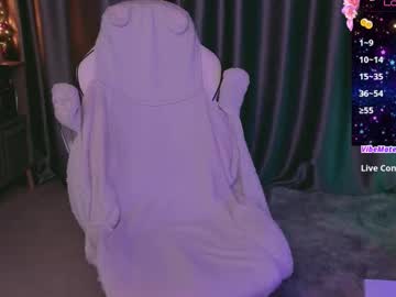 Molly_Phoenix Chaturbate stream image from January 25, 2026