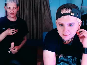 Mackenziemoon Chaturbate stream image from January 25, 2026